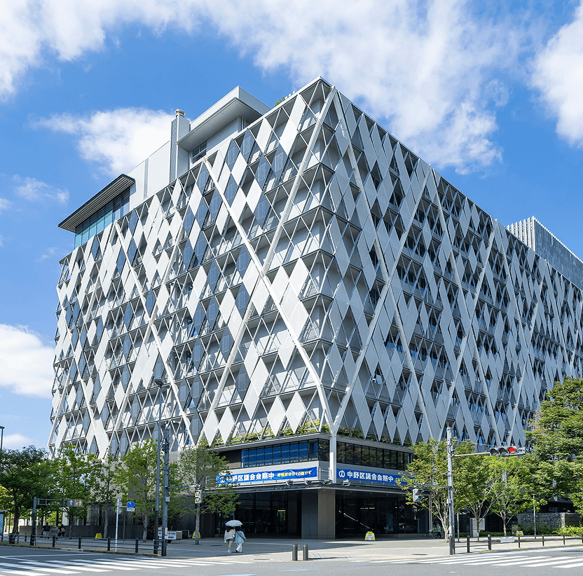 中野区役所（徒歩9分／約660m）